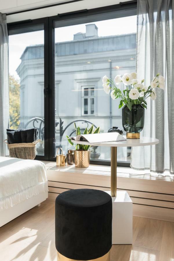White Room Pilsudskiego 1 Краків Екстер'єр фото